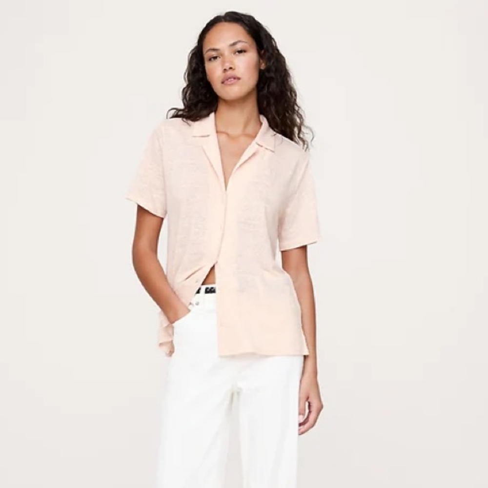 NWT 100% Linen Pink Scallop Shell Resort Shirt.  Sz XS